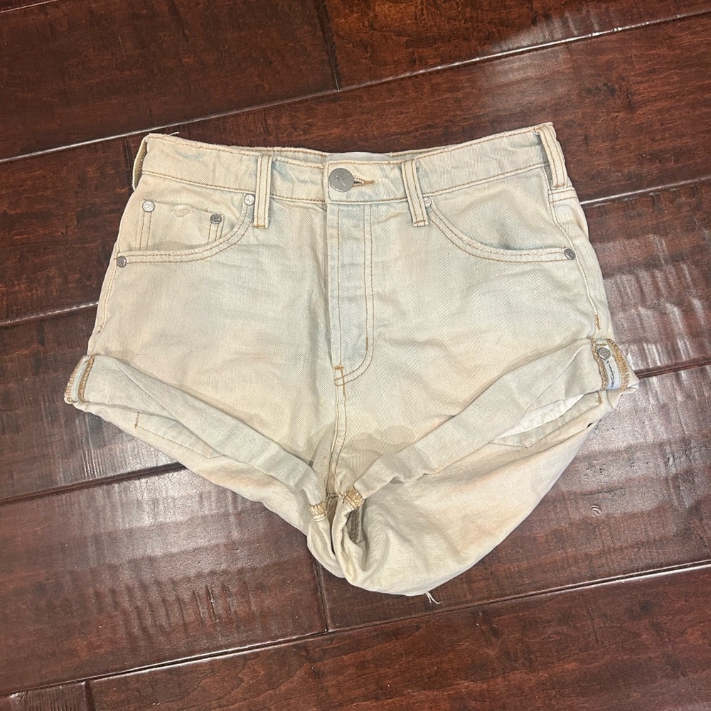 One Teaspoon Mid Waist Bandit Cream / White Denim Shorts